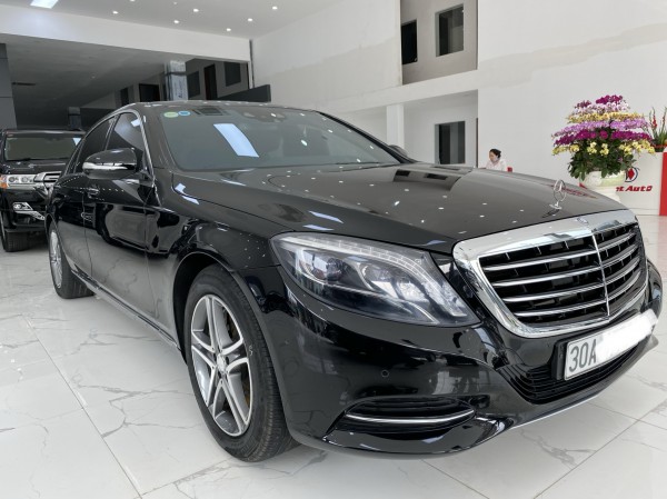 Mercedes-Benz S 400 Bán Mercedes S400,màu đen,sản xuất 2014,