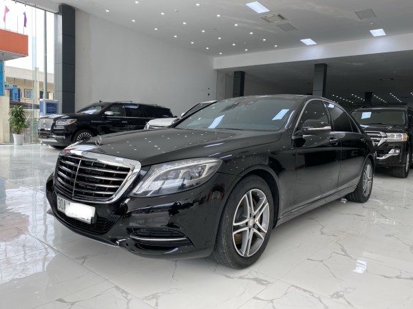 Mercedes-Benz S 400 Bán Mercedes S400,màu đen,sản xuất 2014,