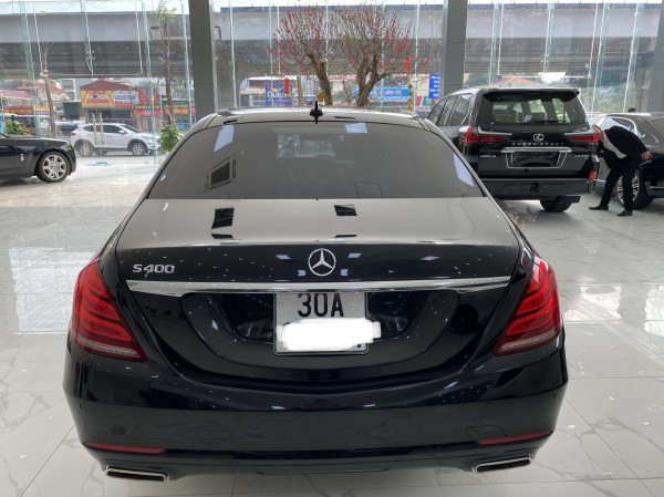 Mercedes-Benz S 400 Bán Mercedes S400,màu đen,sản xuất 2014,