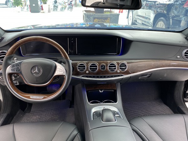 Mercedes-Benz S 400 Bán Mercedes S400,màu đen,sản xuất 2014,