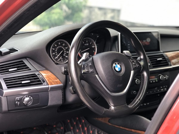 BMW X6 màu đỏ nhập ĐỨC, xDrive 35i, xe mới từ