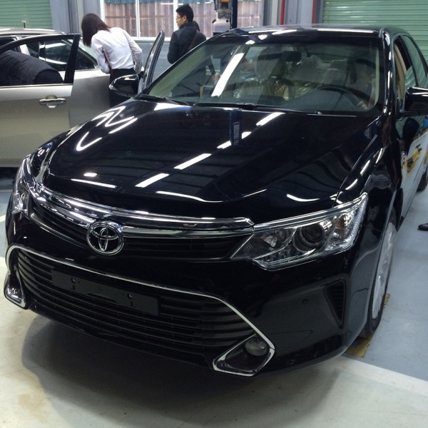 Toyota Camry 2.5G AT Full option 2016