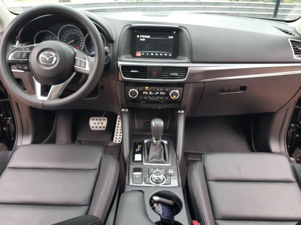 Mazda CX-5 CX5 2.5 màu đen 2017