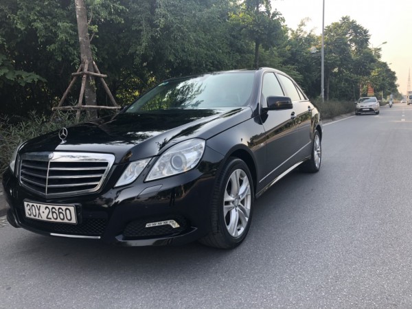 Mercedes-Benz E 250 2009 xe đẹp xuất sắc