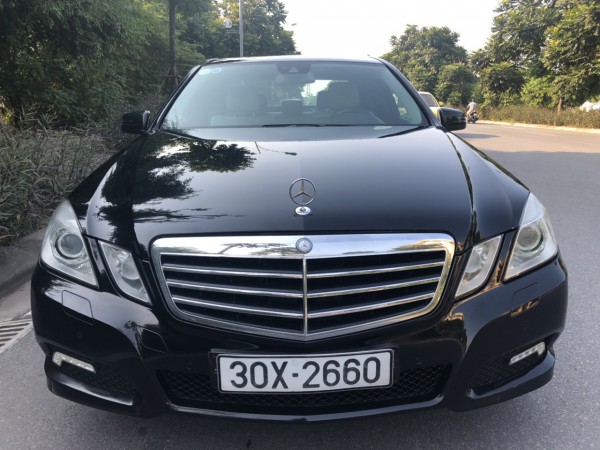 Mercedes-Benz E 250 2009 xe đẹp xuất sắc