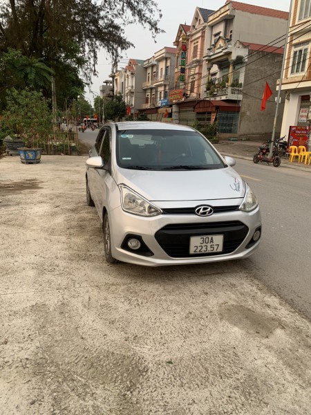 Hyundai i10 CẦN BÁN XE HUYNDAI GRAND I10 SX 2015