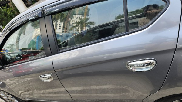 Mitsubishi Gia đình cần bán xe attrage đời 2016
