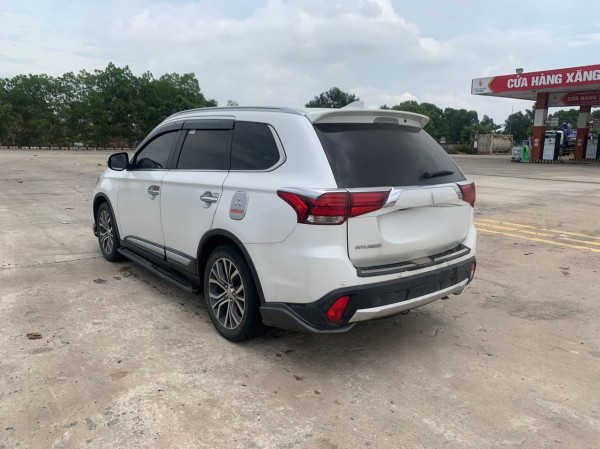 Mitsubishi Outlander Bán xe Outlander sx 2018 bản premium 2.4