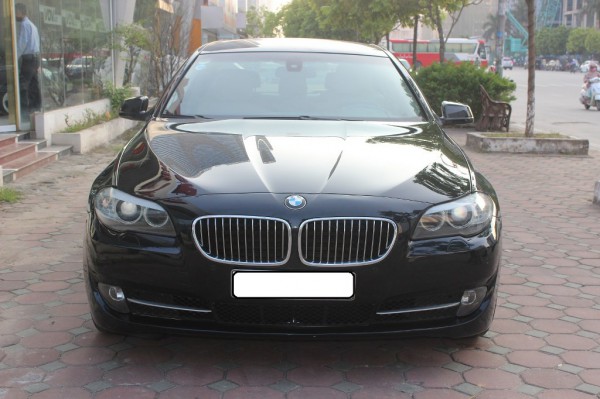 BMW 523 i 2010 màu đen