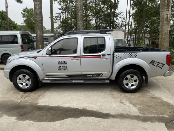 Nissan Navara Bán Nissan Navana bán tải đời 2011MT