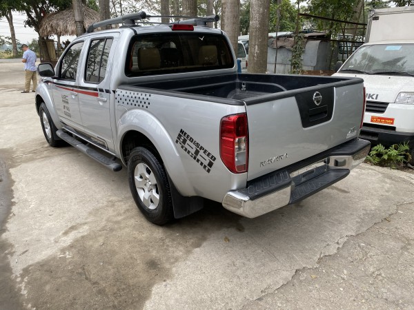 Nissan Navara Bán Nissan Navana bán tải đời 2011MT