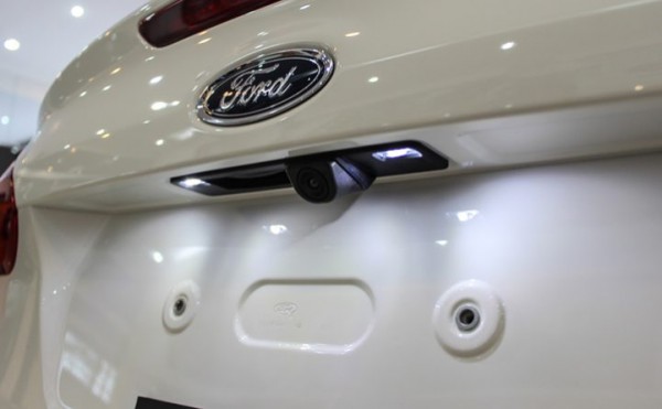 Ford Focus 1.5 ECOBOOST TITANIUM KM lên đến 100 tr