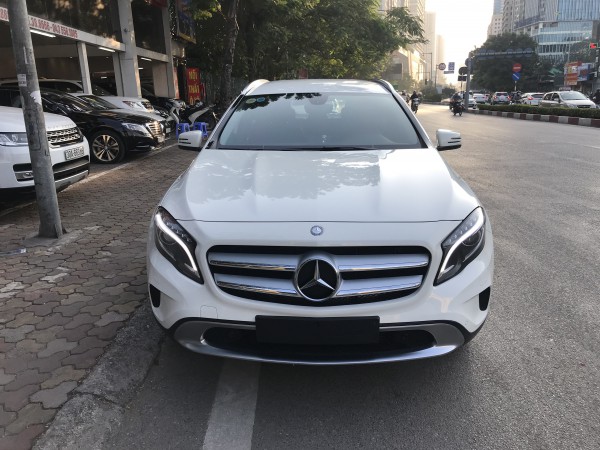 Mercedes-Benz gla 200 2015 trắng