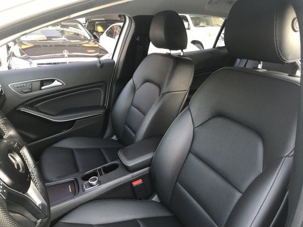 Mercedes-Benz gla 200 2015 trắng