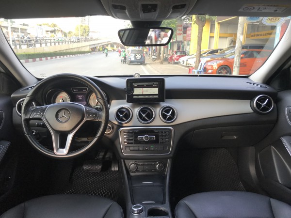 Mercedes-Benz gla 200 2015 trắng