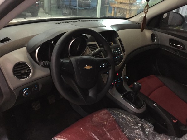 Chevrolet Cruze LS 1.6MT 2015 - Trắng
