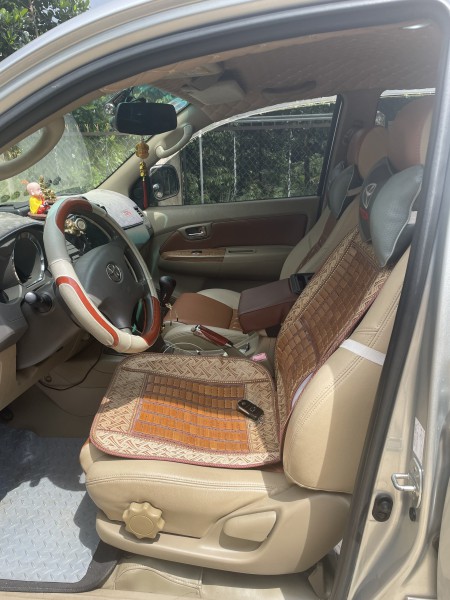 Toyota Fortuner Chính chủ cần bán xe Fortune 2011 đẹp