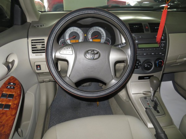 Toyota Camry Bán xe Toyota Corolla Altis SLi, xe nhập
