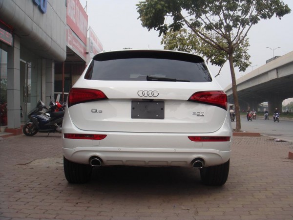 Audi Q5 màu trắng, màu đen nhập Mỹ nguyên chiếc