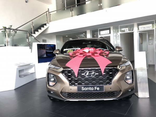 Hyundai Santa Fe KHUYẾN MÃI KHỦNG 60 TRIỆU ĐỒNG