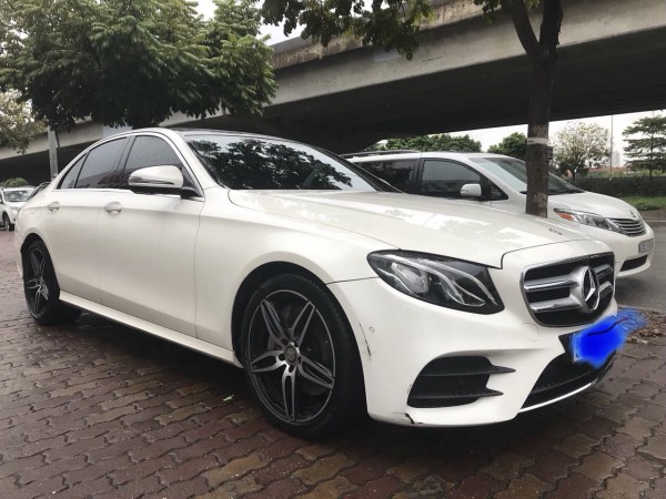 Mercedes-Benz 300 Bán Mercedes E300 AMG sản xuất 2016