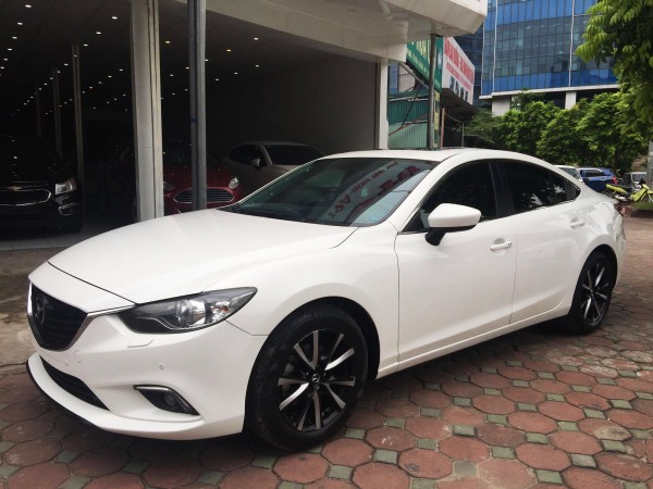 Mazda 6 2.0AT 2015 - màu trắng
