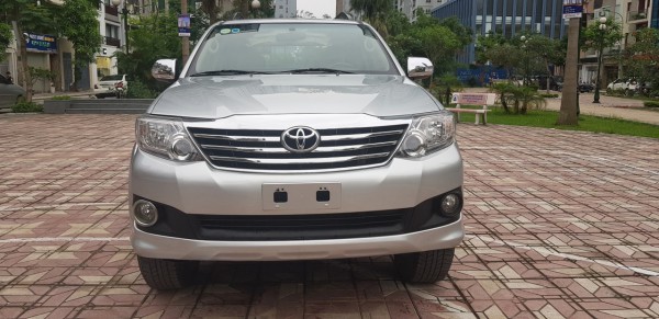 Toyota Fortuner Bán Toyota Fortune 2.7V màu bạc 2014