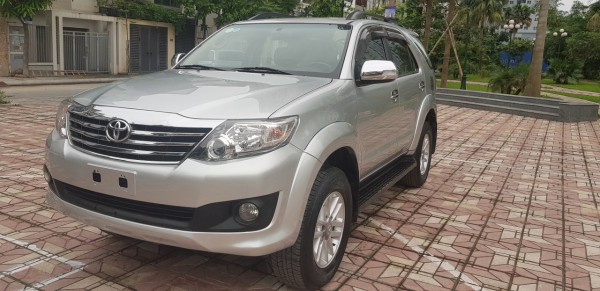 Toyota Fortuner Bán Toyota Fortune 2.7V màu bạc 2014