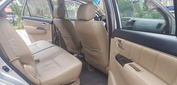 Toyota Fortuner Bán Toyota Fortune 2.7V màu bạc 2014