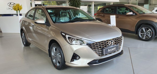 Hyundai Accent HYUNDAI ACCENT KHUYẾN MÃI CHƯA TUENGF CÓ