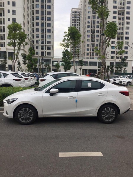 Mazda 2 Mazda2 - Ưu Đãi Giá Tốt