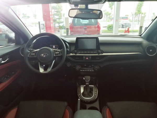 Kia Cerato Premium - Xám Kim Loại - Quảng Ninh