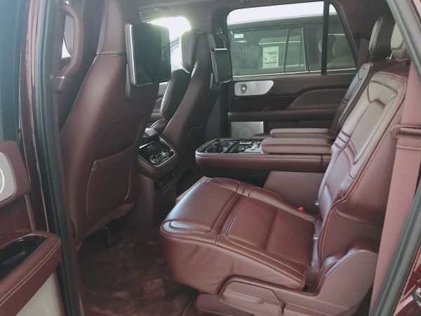 Lincoln Navigator Bán xe Lincoln Navigator L black2019