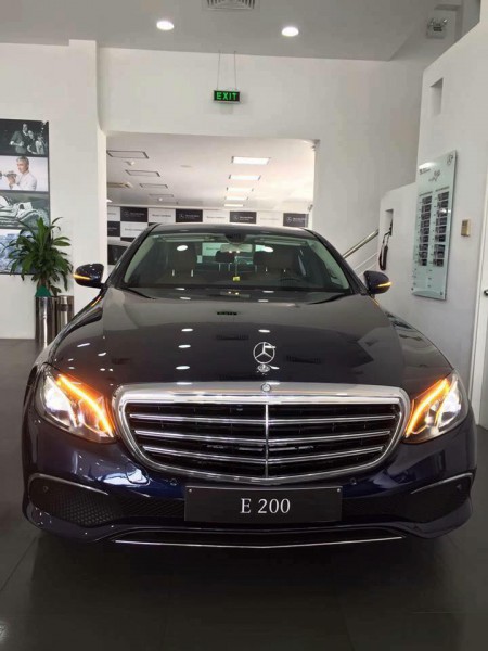 Mercedes-Benz E 200 Đủ Màu,GiaoNgay,KM Lớn LH:0968 928928
