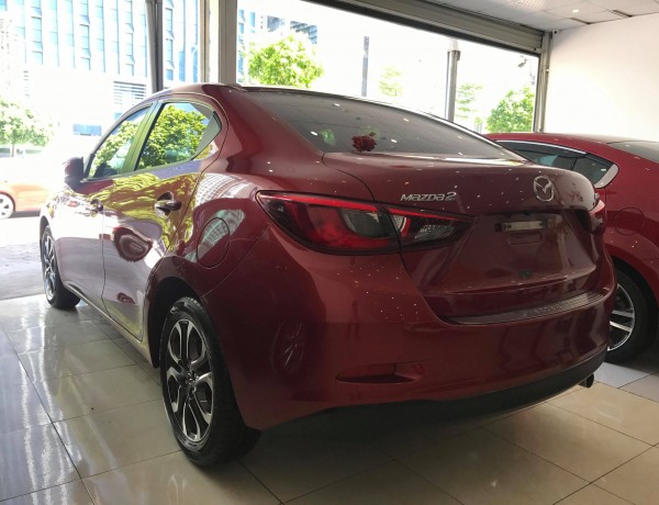 Mazda 2 Sedan 1.5AT 2017 - Đỏ