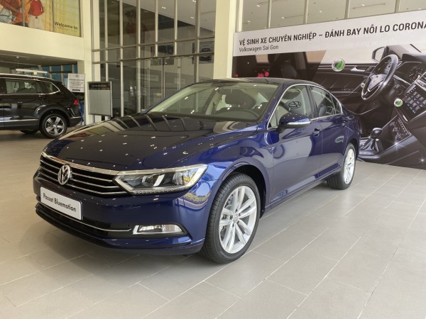 Volkswagen Giảm giá ngày 177 triệu khi mua Passat