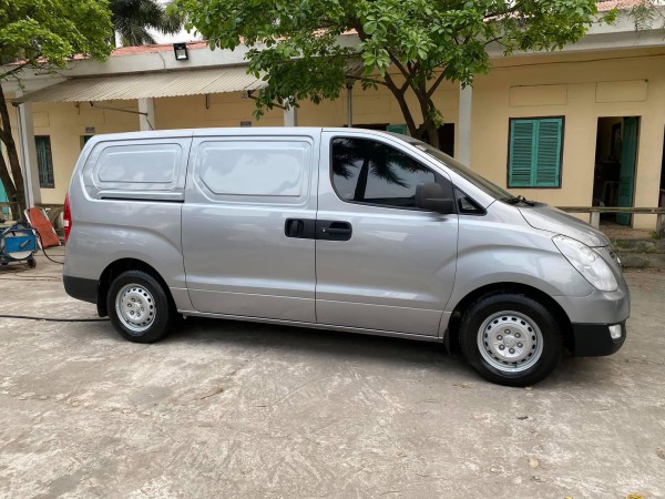 Hyundai Starex Bán Huyndai starex van 3 chỗ,900kg 2016