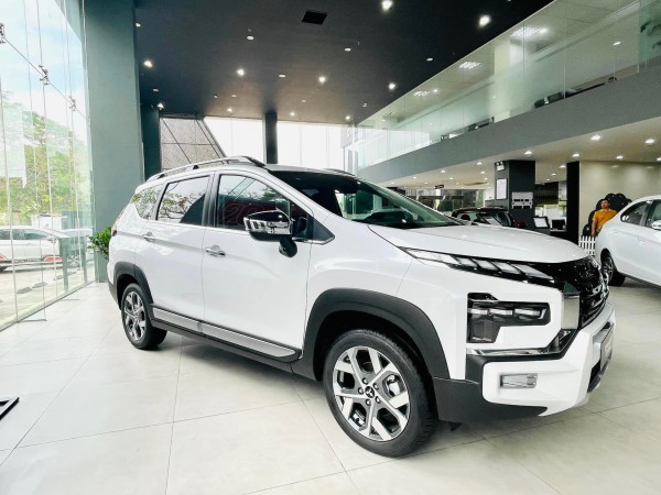 Mitsubishi CHÍNH CHỦ CẦN BÁN XE ĐẸP TẠI HOÀNG MAI