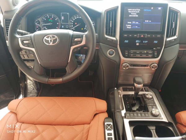 Toyota Land Cruiser Bán Toyota Landcruser 5.7V8 MBS 4 ghế