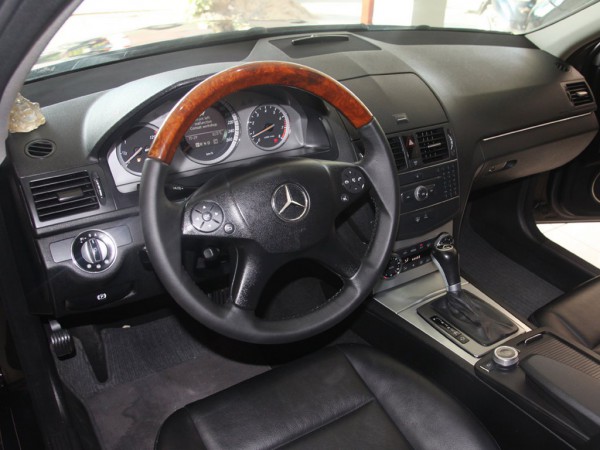 Mercedes-Benz C 200 ,màu đen,sx 2007,tư nhân
