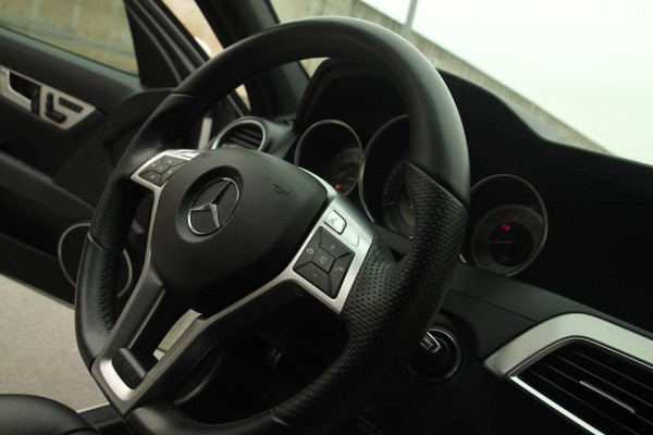 Mercedes-Benz C 300 Mùa Trắng Sản Xuất 2011