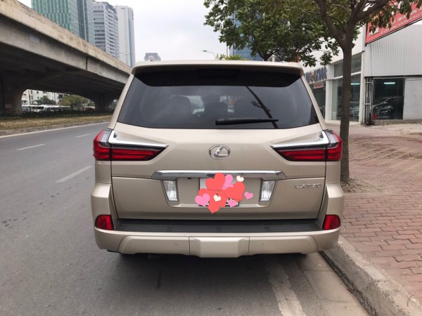 Lexus LX 570 Bán Lexus LX570 sản xuất và đăng ký 2016