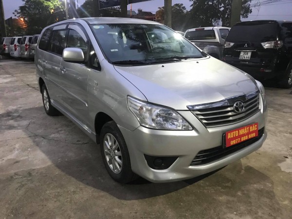 Toyota Innova Bán xe Toyota Inova đời cuối 2013,