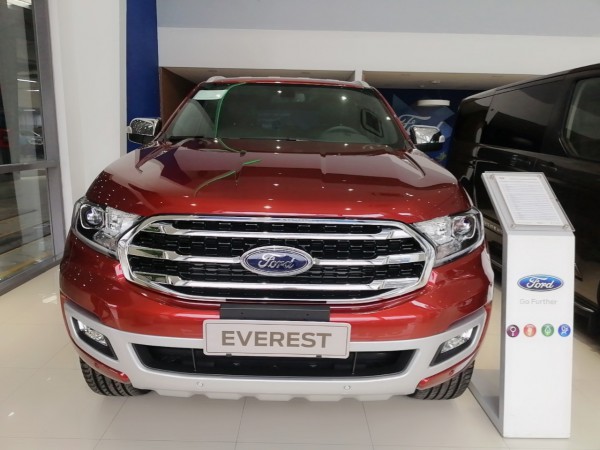 Ford Everest Titanium 4x2  AT 2020 Nhập khẩu