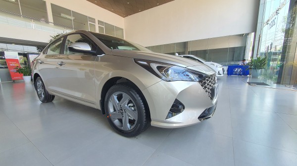 Hyundai Accent có sẵn giao ngay