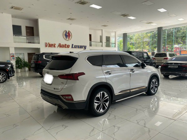 Hyundai Santa Fe Bán Hyundai Santafe 2.4 máy xăng 2020