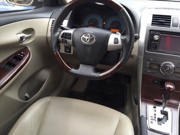 Toyota Corolla Corolla Altis 2.0V sản xuất 2013 cá nhân