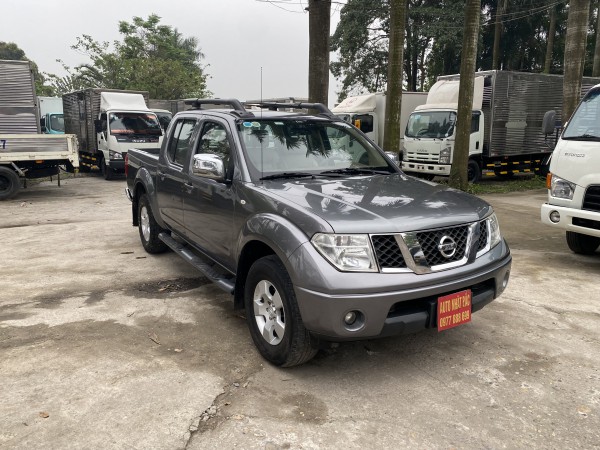 Nissan Navara Bán xe Nissan navana đời 2013 AT 2 cầu