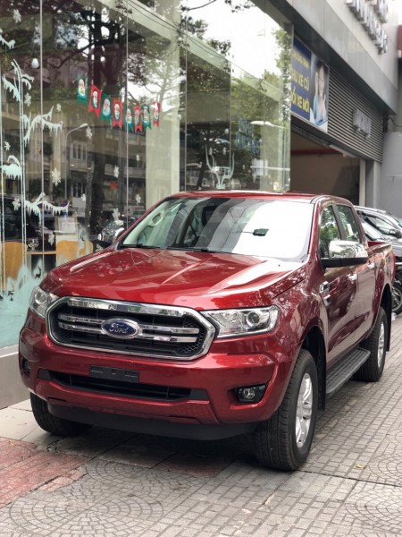 Ford Ranger XLT Lăn Bánh 710Triệu Tặng Phụ Kiện