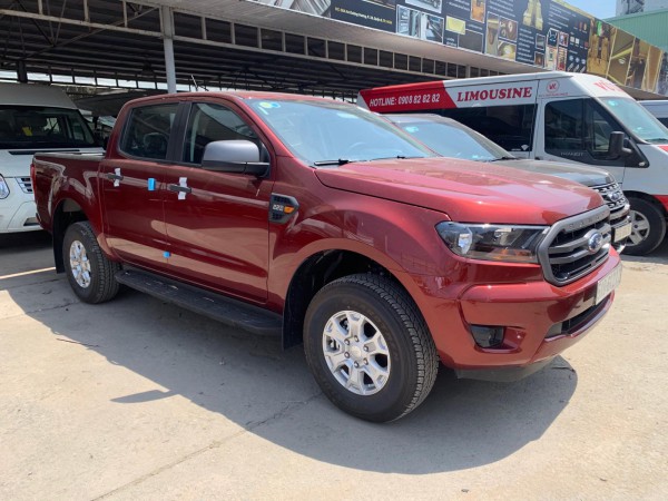 Ford Ranger XLT Lăn Bánh 710Triệu Tặng Phụ Kiện